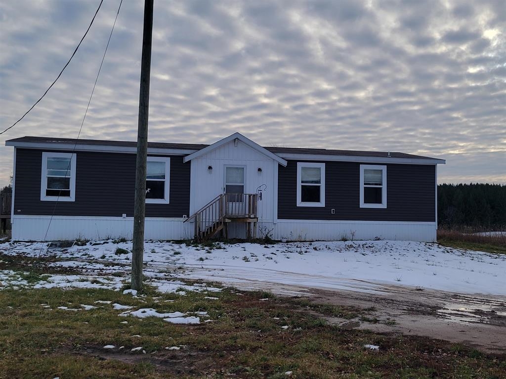 2875 Hilts Road Gladwin, MI 48624 - Photo 6 of 23