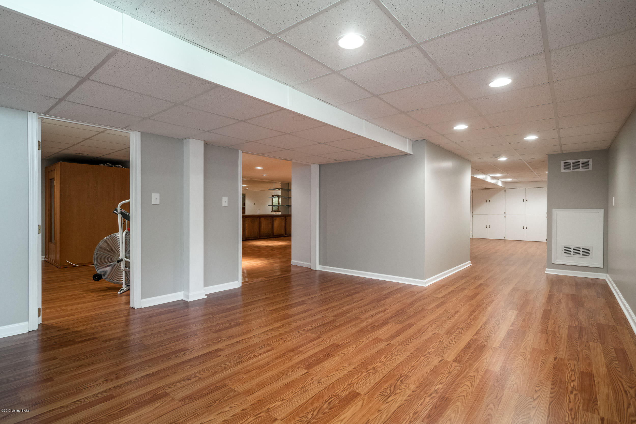 4900 Crofton Road Louisville, KY 40207 - Photo 48 of 77 4900 Crofton Rd-69