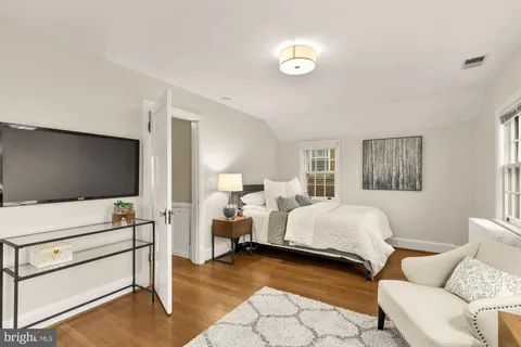 $1,195,000 | 5413 31st Street Northwest, Washington, DC 20015