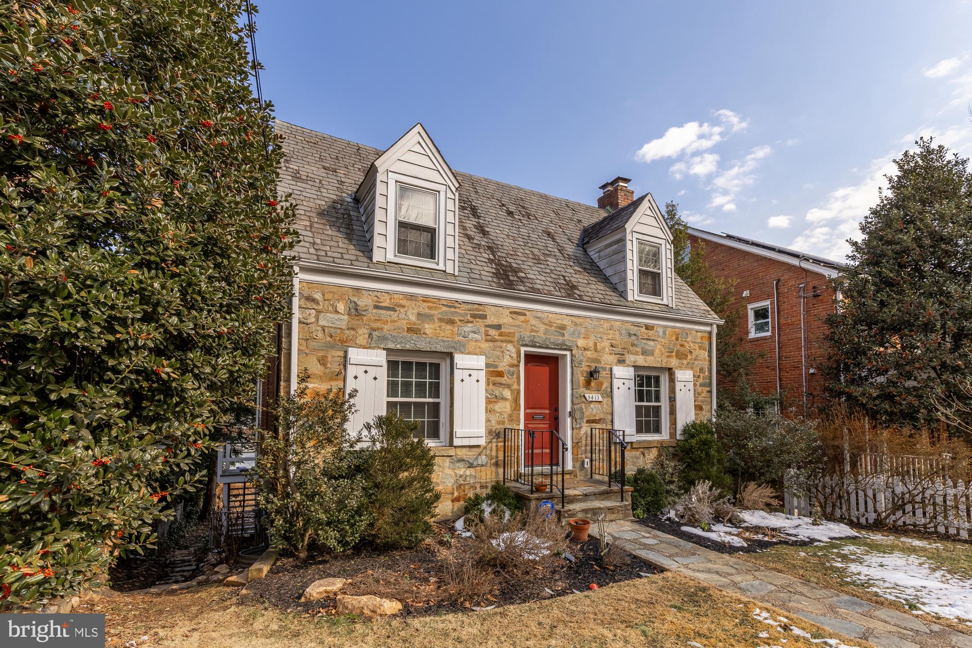 5413 31st Street Northwest Washington, DC 20015 - Photo 3 of 54