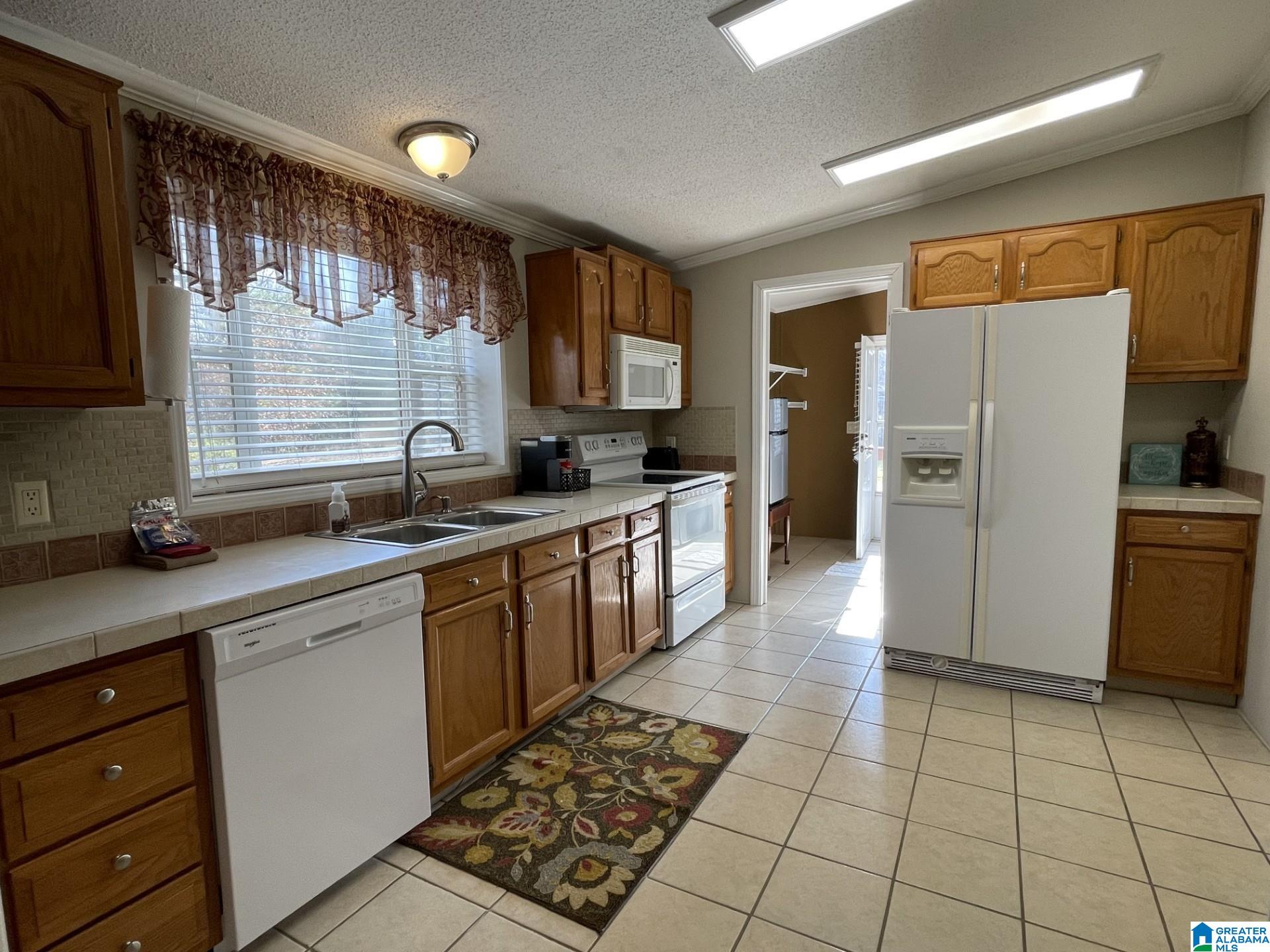 520 Pineview Street Sumiton, AL 35148 - Photo 7 of 34