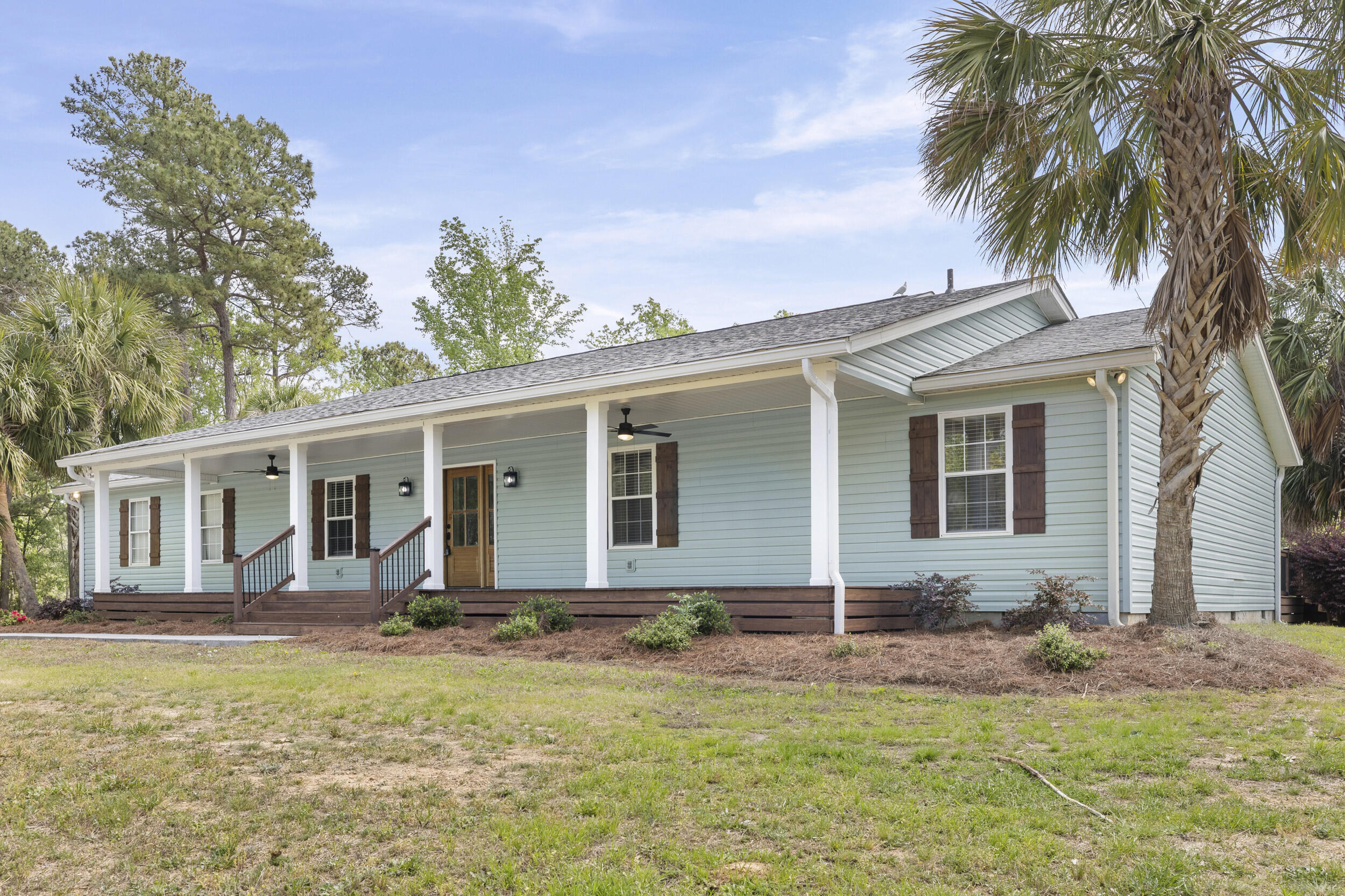 817 Murrah Road North Augusta, SC 29860 - Photo 3 of 74 2_2026-04-02_817_murrah_rd-srm-03