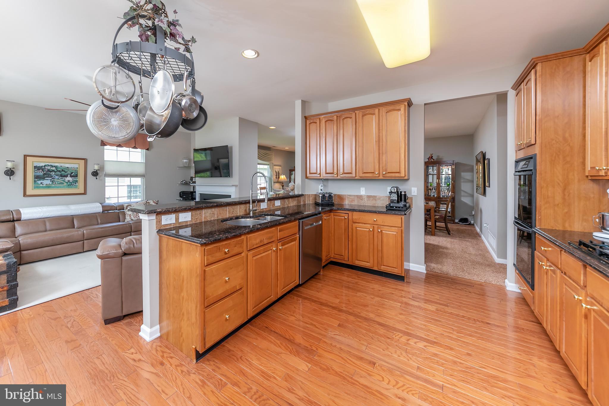 10 Danbury Road Swedesboro, NJ 08085 - Photo 11 of 35 Plenty of counterspace