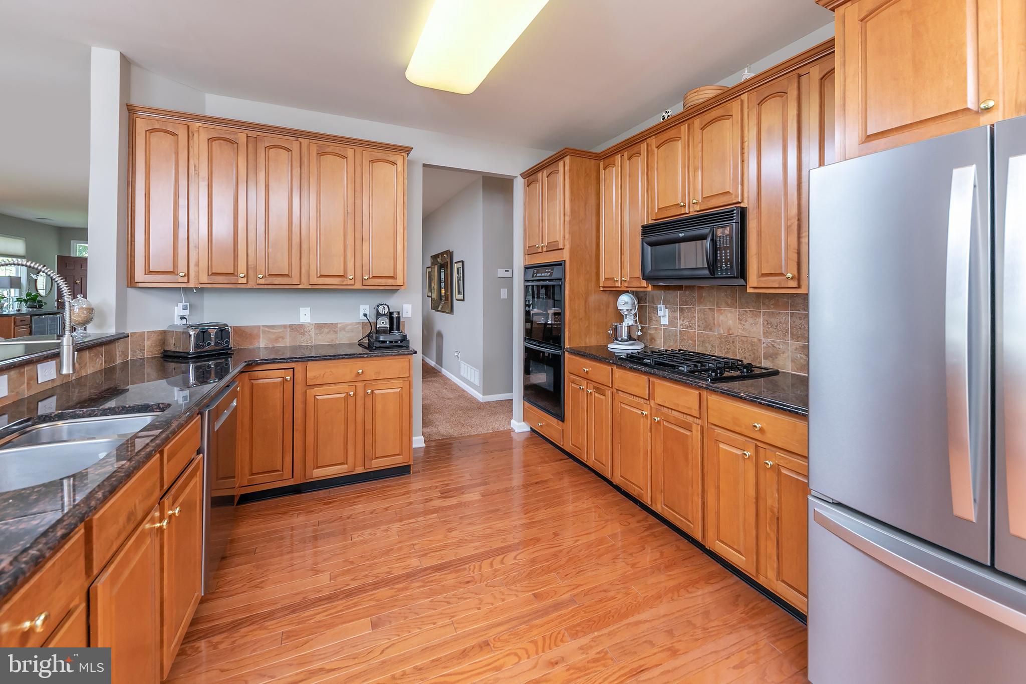 10 Danbury Road Swedesboro, NJ 08085 - Photo 13 of 35 42 inch cabinets