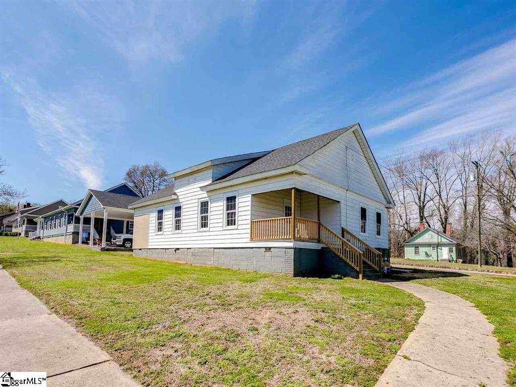 355 Stone Street Pacolet, SC 29372 - Photo 1 of 21