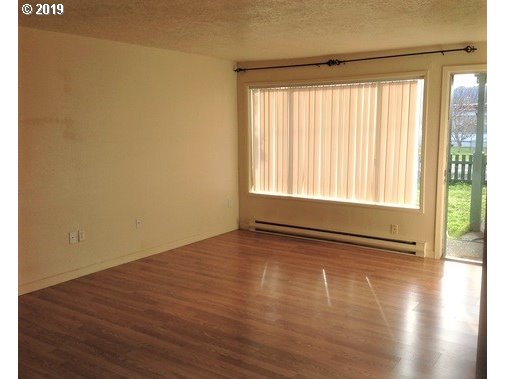 480 North 7th Street Reedsport, OR 97467 - Photo 9 of 18 Gallery Image 9