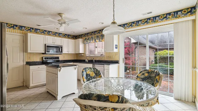 $429,900 | 6 Chalford Place, Pinehurst, NC 28374