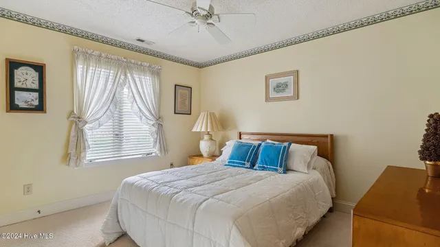 $429,900 | 6 Chalford Place, Pinehurst, NC 28374