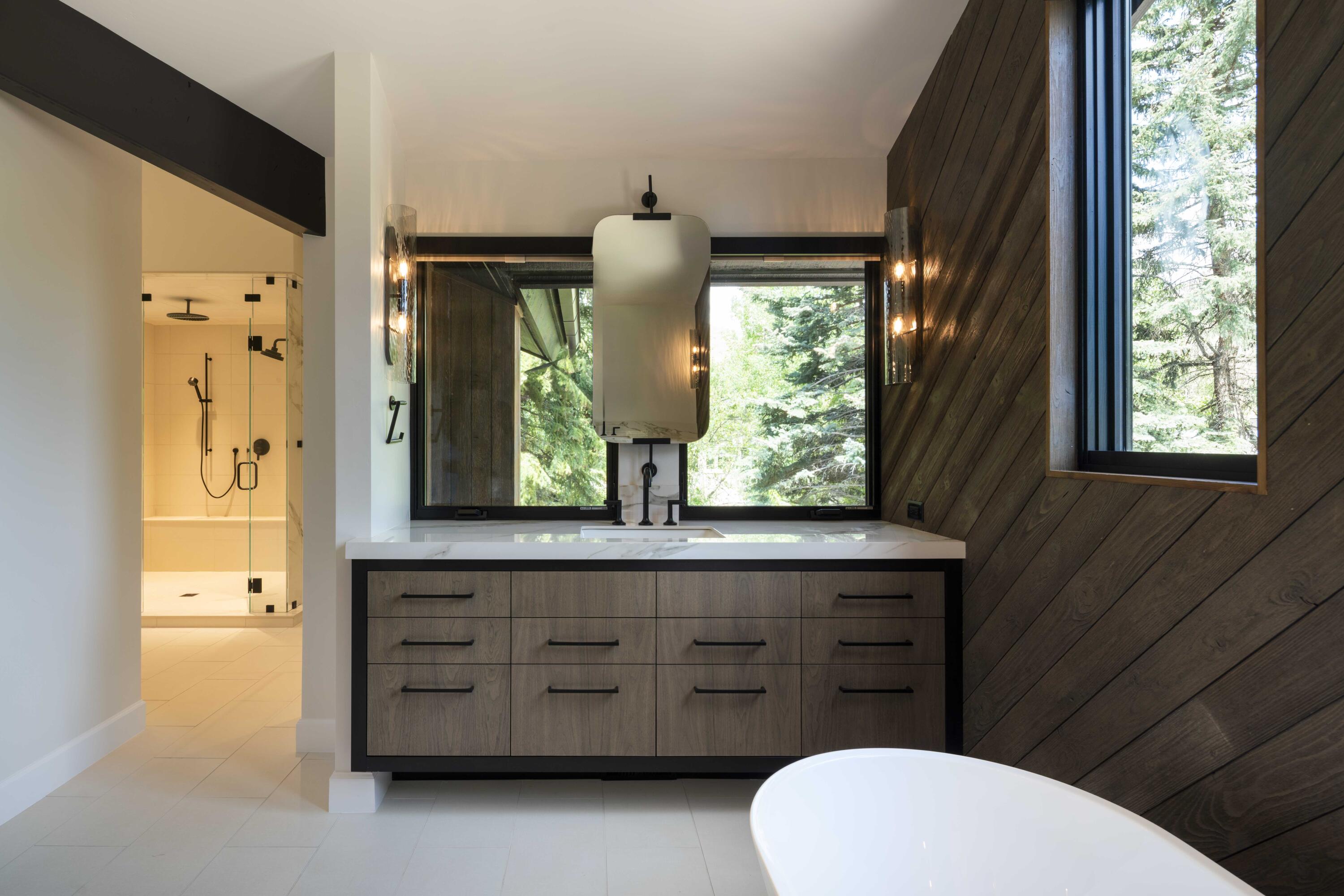 106 Blue Grouse Road Sun Valley, ID 83353 - Photo 19 of 38 Primary Bathroom