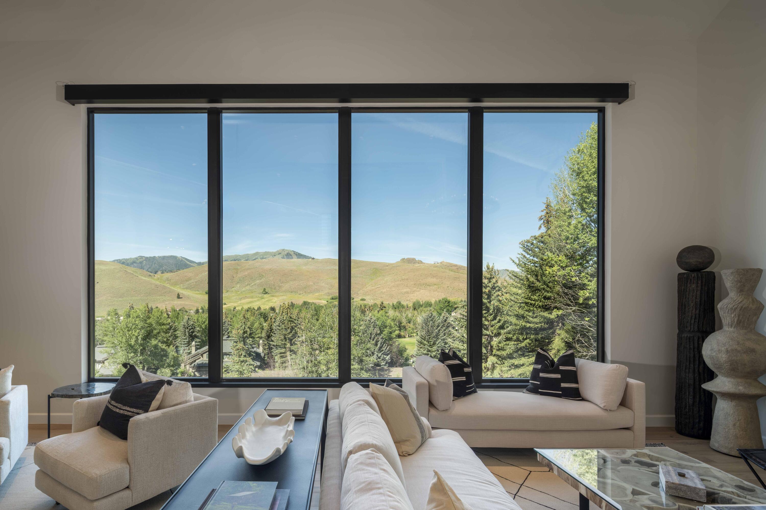 106 Blue Grouse Road Sun Valley, ID 83353 - Photo 4 of 41 Living Room