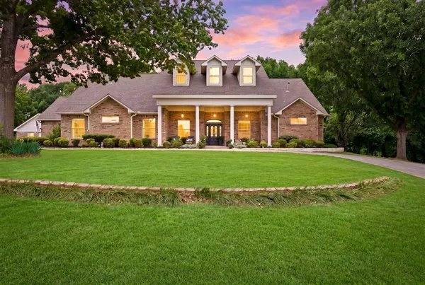 $675,000 | 640 Hurricane Creek Circle, Anna, TX 75409