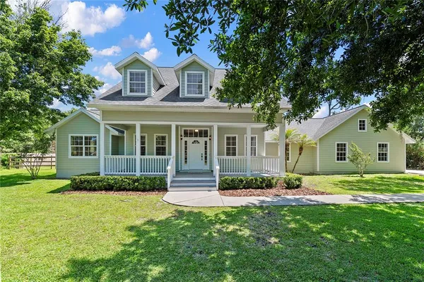 $869,990 | 761 North Belfast Place, Chuluota, FL 32766