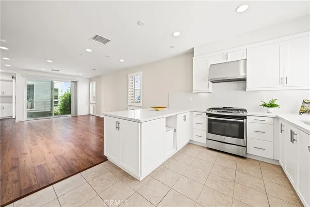 $5,500 | 1533 Sullivan Avenue, Costa Mesa, CA 92627