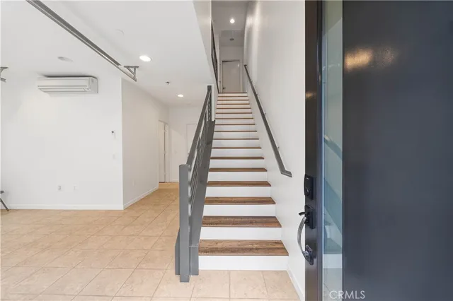 $5,500 | 1533 Sullivan Avenue, Costa Mesa, CA 92627