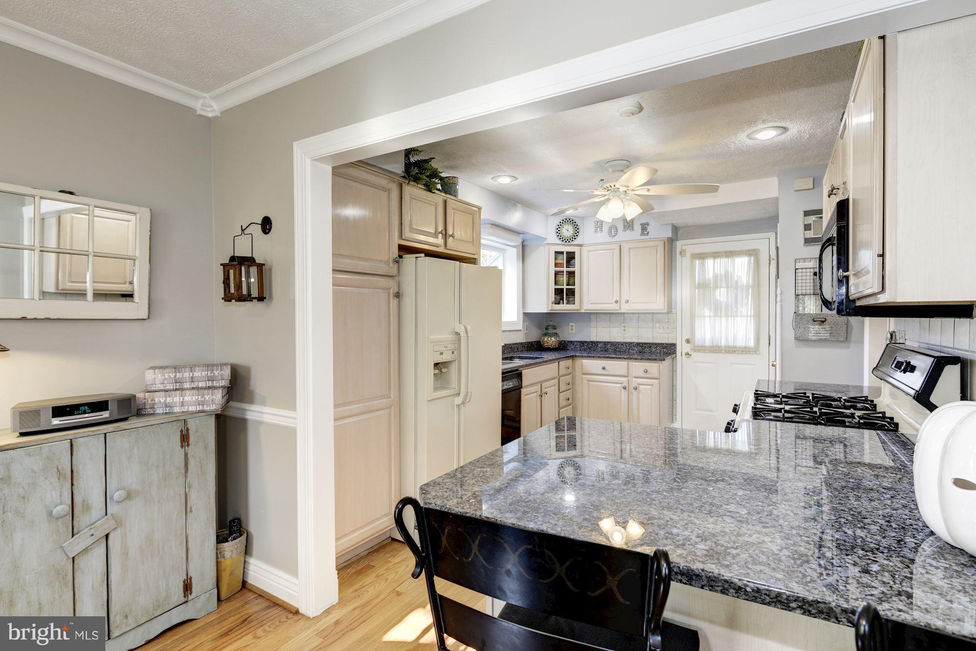 307 Ardmore Road Linthicum, MD 21090 - Photo 14 of 45