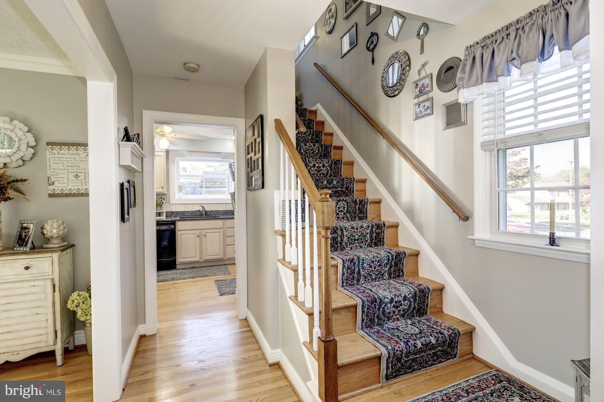307 Ardmore Road Linthicum, MD 21090 - Photo 3 of 45