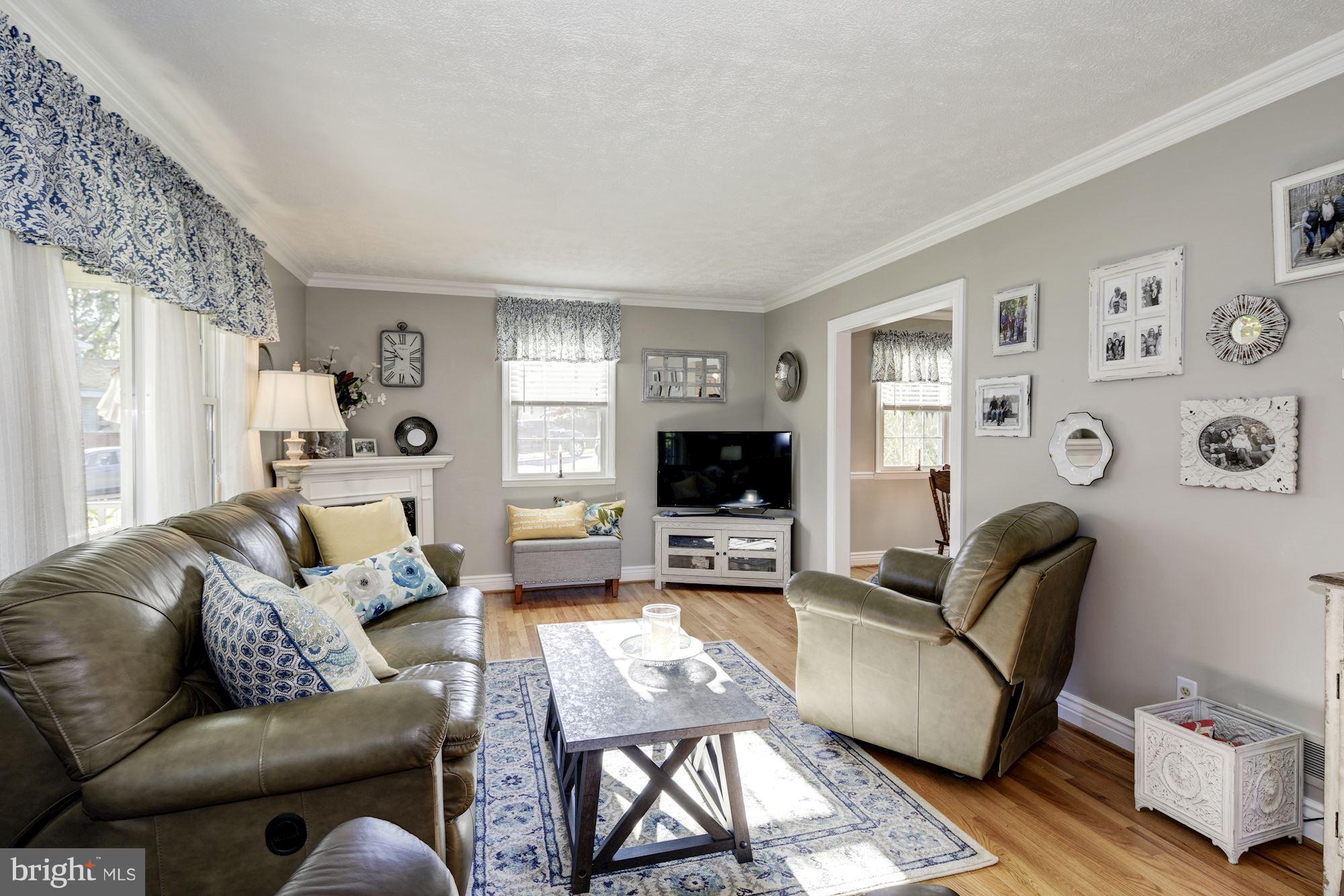 307 Ardmore Road Linthicum, MD 21090 - Photo 5 of 45