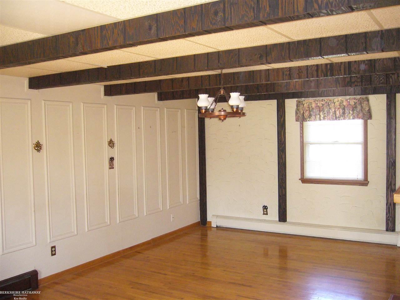 4221 Highland Road Milford, MI 48380 - Photo 8 of 33 50028301-7.JPG