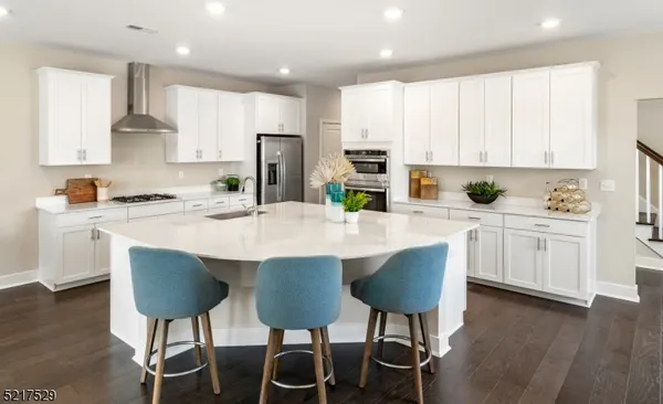 $999,990 | 20 Eastwood Terrace, Unit 20, East Hanover, NJ 07936