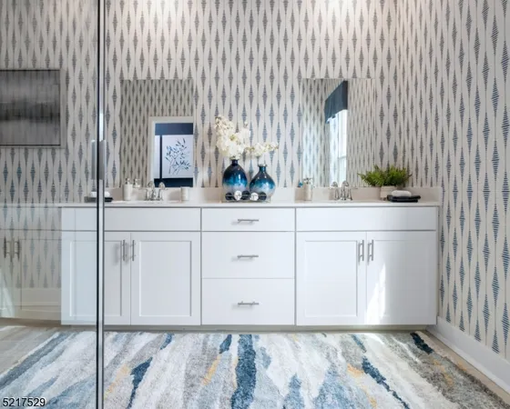 $999,990 | 20 Eastwood Terrace, Unit 20, East Hanover, NJ 07936