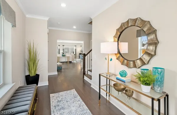 $999,990 | 20 Eastwood Terrace, Unit 20, East Hanover, NJ 07936