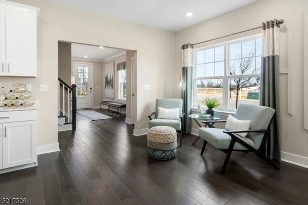 $999,990 | 20 Eastwood Terrace, Unit 20, East Hanover, NJ 07936