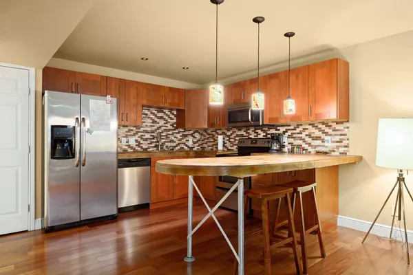 $2,400 | 1101 Shoal Creek Boulevard, Unit 10, Austin, TX 78701