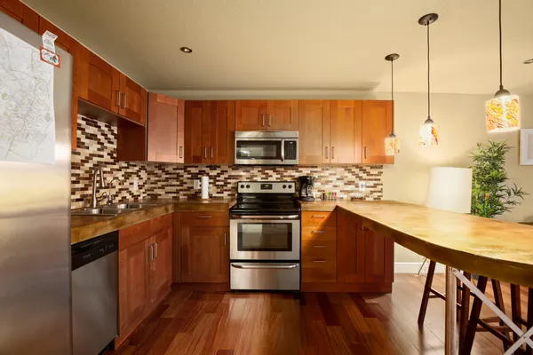 $2,400 | 1101 Shoal Creek Boulevard, Unit 10, Austin, TX 78701