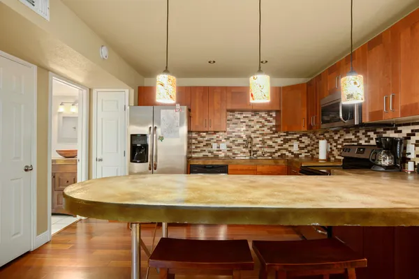 $2,400 | 1101 Shoal Creek Boulevard, Unit 10, Austin, TX 78701