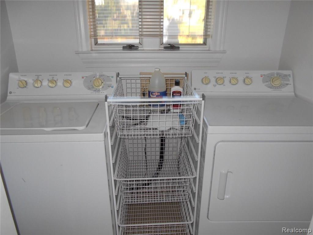 2060 Chalet Drive Rochester, MI 48309 - Photo 14 of 26 First floor laundry area.