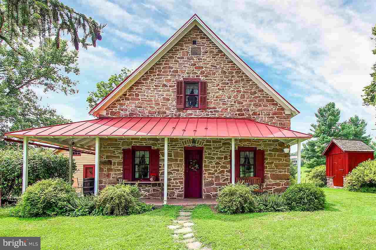 440 Cloverleaf Road York, PA 17406 - Photo 1 of 36