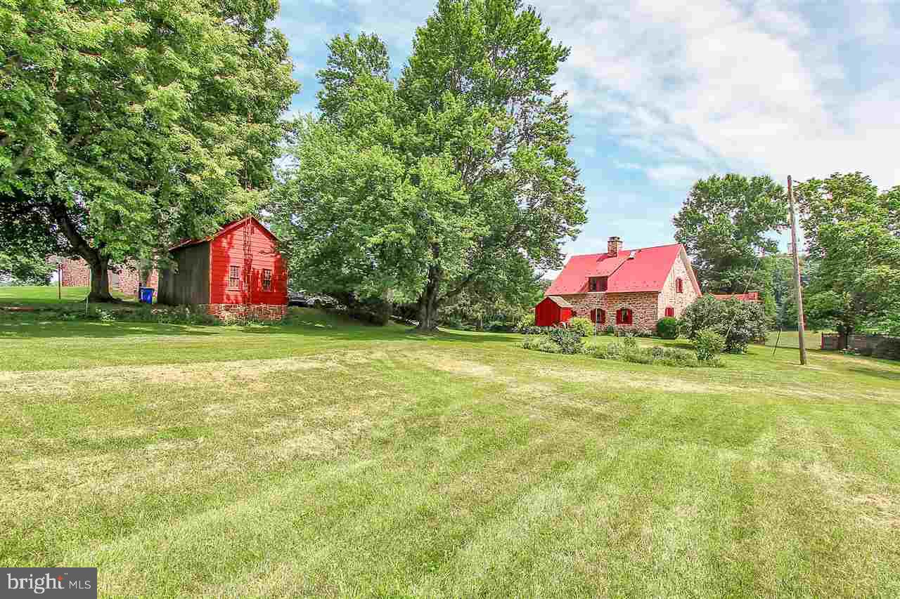 440 Cloverleaf Road York, PA 17406 - Photo 27 of 36