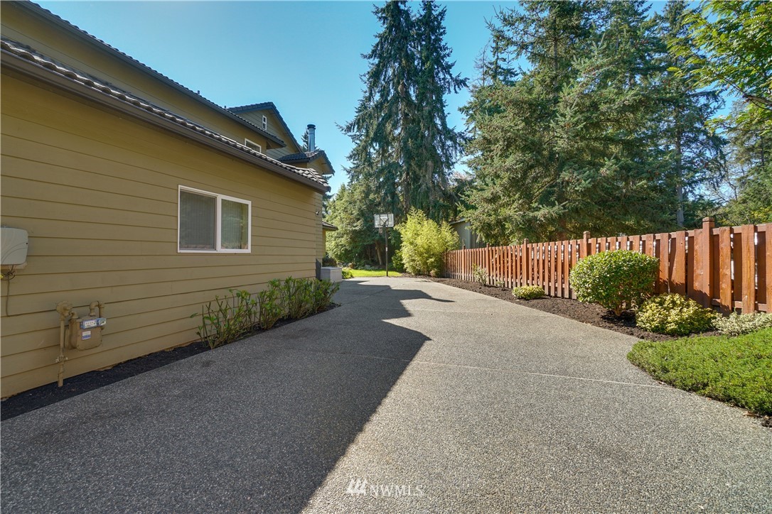 1524 232nd Place Southwest Bothell, WA 98021 - Photo 36 of 39