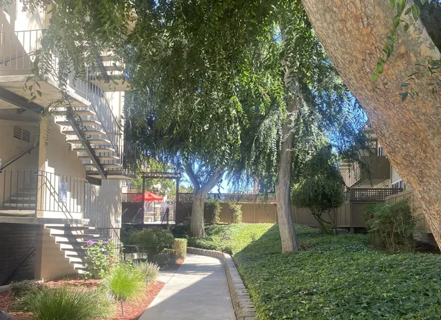 $1,271 | 959 Torrano Avenue, Hayward, CA 94542