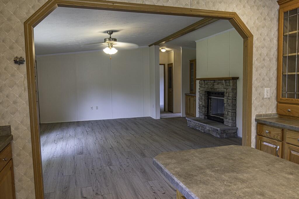 239 Main Street Corinth, ME 04427 - Photo 18 of 39 001q
