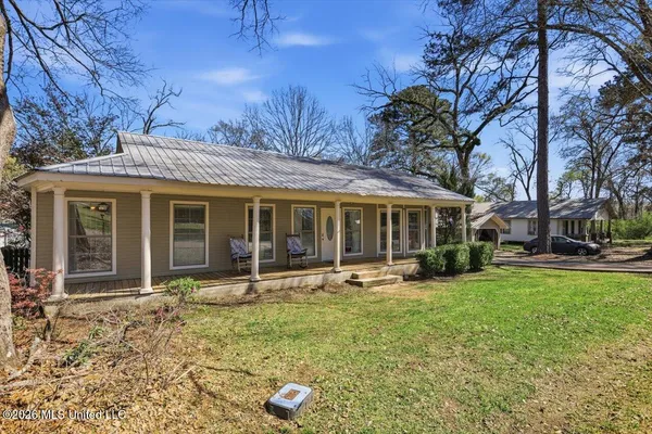 $200,000 | 412 McKay Avenue, Pelahatchie, MS 39145