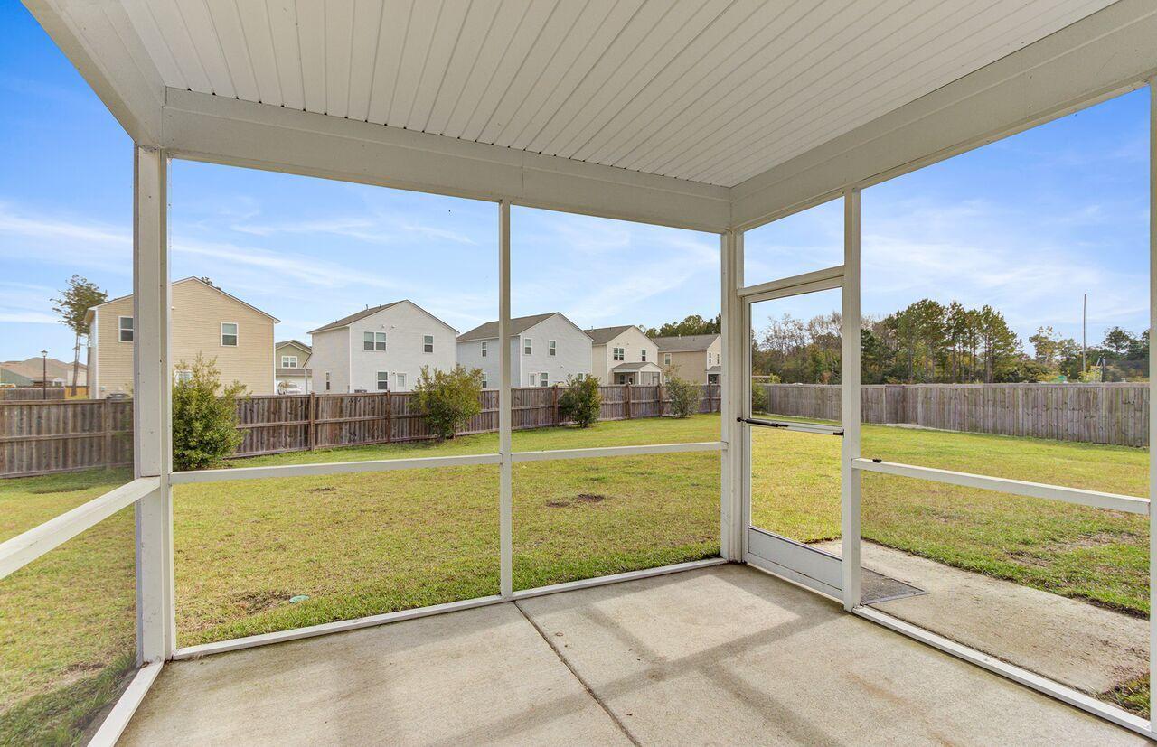 158 Brookhaven Road Summerville, SC 29486 - Photo 13 of 27 smIpcMMM