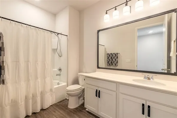 $349,000 | 1094 River Falls Circle, DeLand, FL 32720