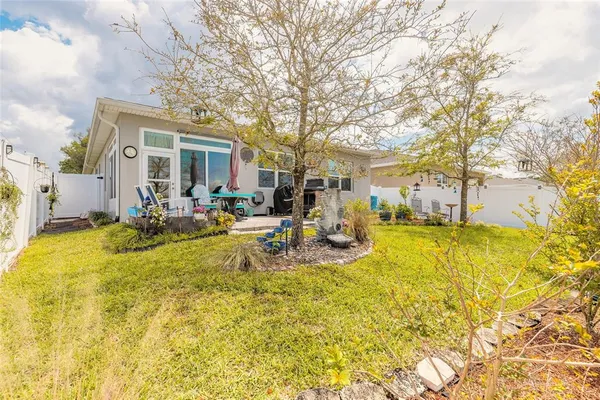 $349,000 | 1094 River Falls Circle, DeLand, FL 32720