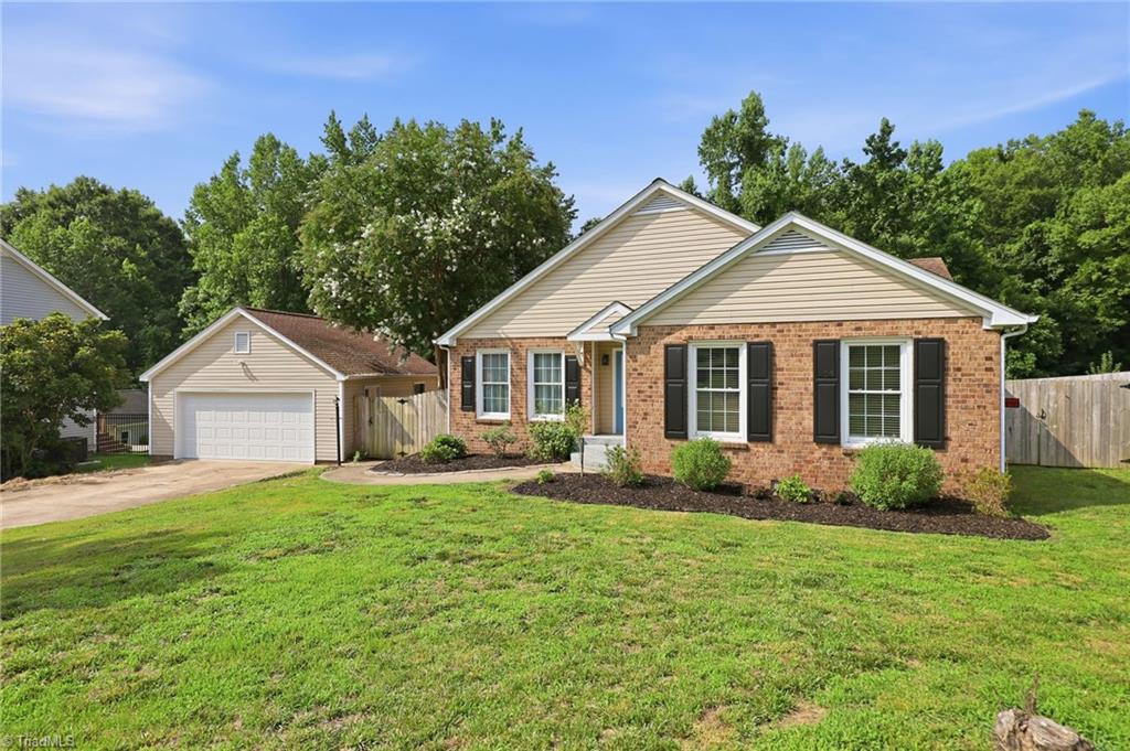 314 Canterbury Road High Point, NC 27262 - Photo 1 of 37