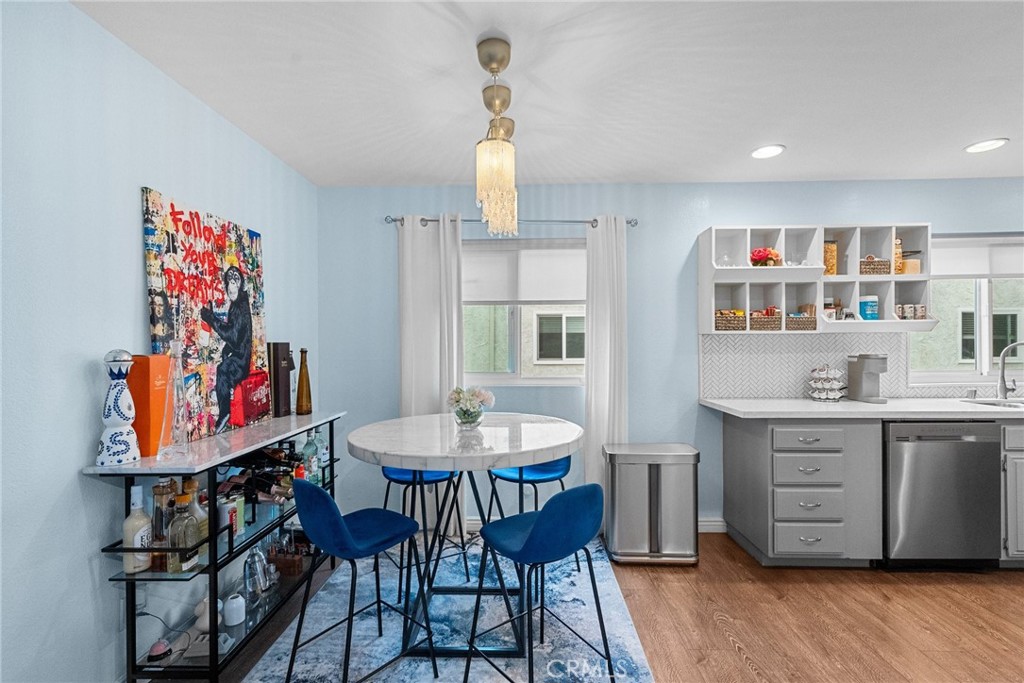 19540 Sherman Way, Unit 602 Reseda, CA 91335 - Photo 11 of 34