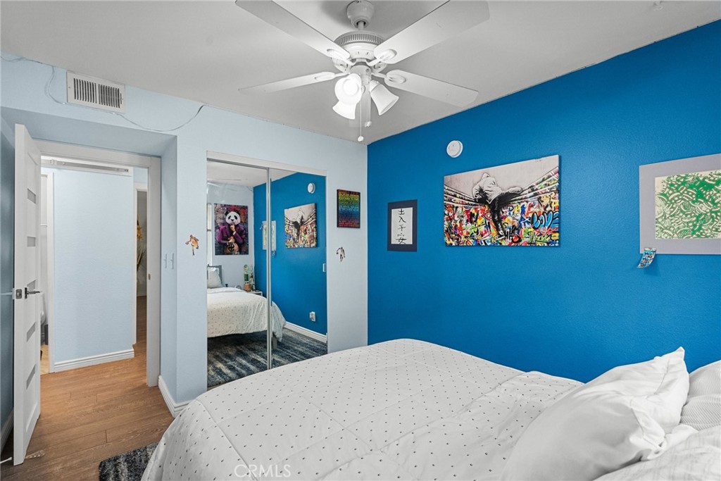 19540 Sherman Way, Unit 602 Reseda, CA 91335 - Photo 16 of 34 Bedroom 1