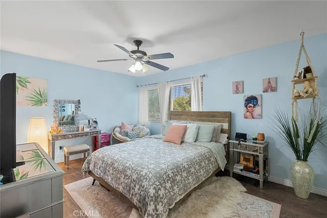 $539,000 | 19540 Sherman Way, Unit 602, Reseda, CA 91335