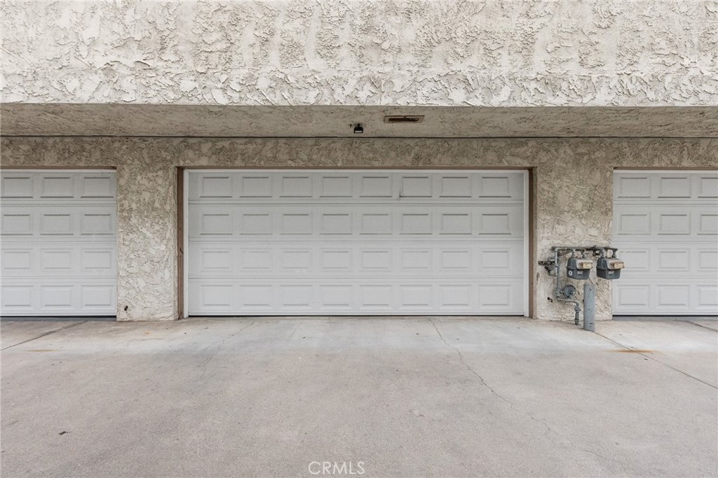 19540 Sherman Way, Unit 602 Reseda, CA 91335 - Photo 27 of 34