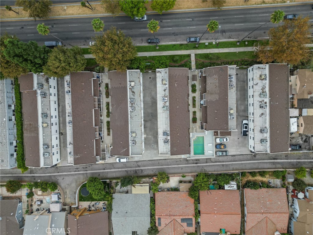 19540 Sherman Way, Unit 602 Reseda, CA 91335 - Photo 33 of 34