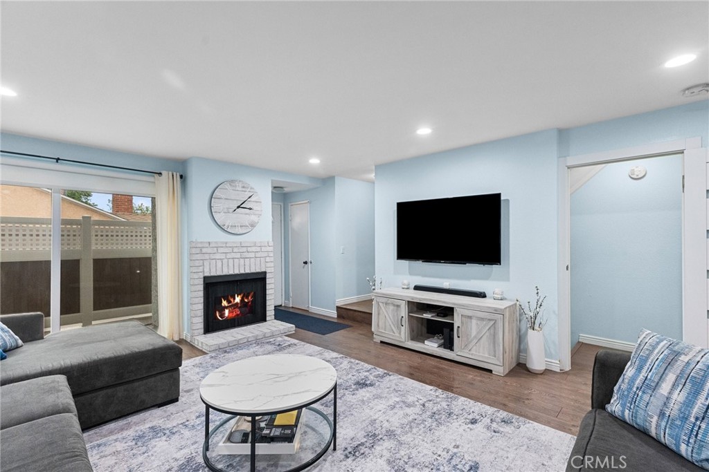 19540 Sherman Way, Unit 602 Reseda, CA 91335 - Photo 7 of 34