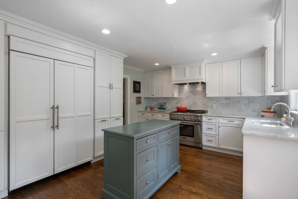 20 Chatham Circle Wellesley, MA 02481 - Photo 15 of 30 a kitchen with a white cabinets and white appliances
