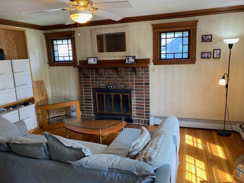 86 Highview Avenue Melrose, MA 02176 - Photo 2 of 10