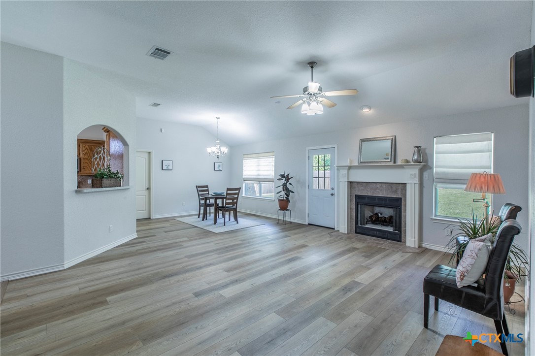 8708 Laurel Ridge Temple, TX 76502 - Photo 4 of 27