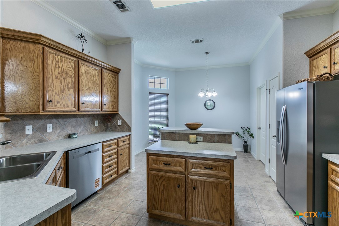 8708 Laurel Ridge Temple, TX 76502 - Photo 5 of 27